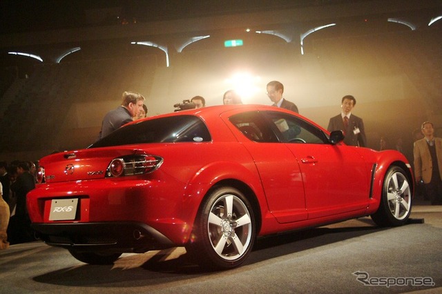 【マツダ『RX-8』写真蔵】発表会で撮った! ---写真30点