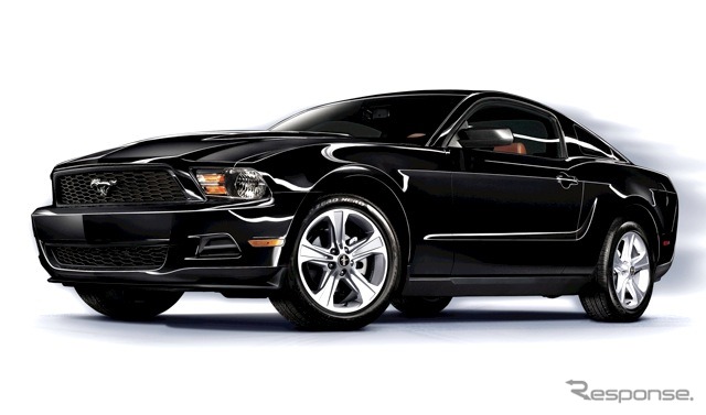 2011年型マスタングV6