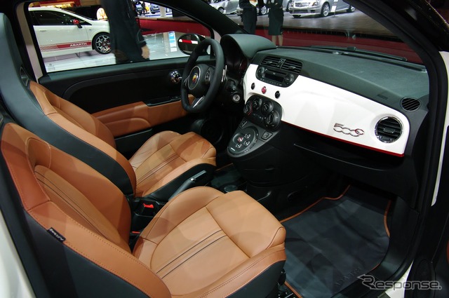 アバルト 500C