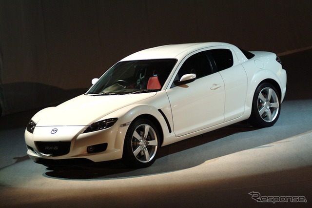 【マツダ『RX-8』発表】「4ドア・4シーター」を選んだ理由