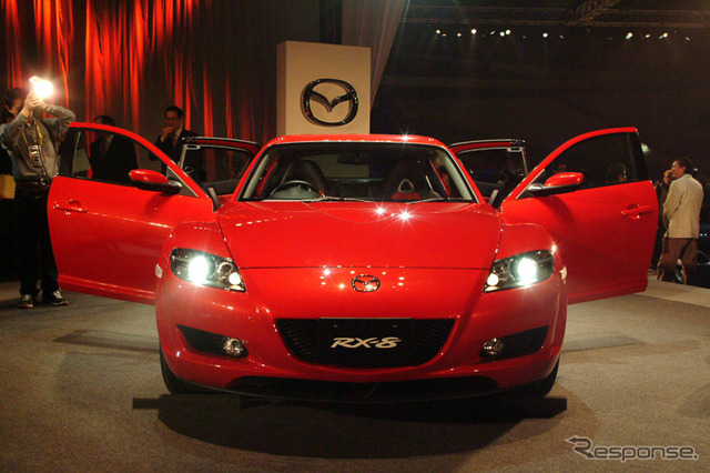 【マツダ『RX-8』発表】「4ドア・4シーター」を選んだ理由