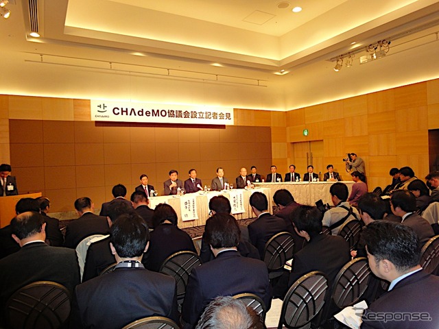 記者発表会会場