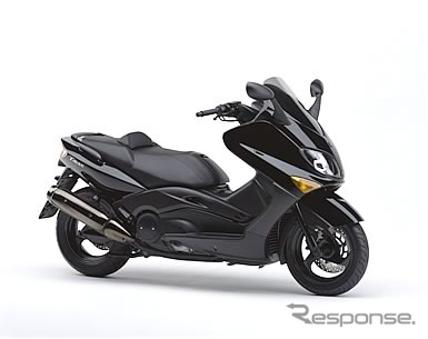 ヤマハ『XP500C』にブラックエディションを追加