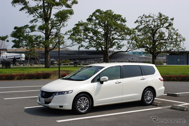 試乗車のホンダ・オデッセイ