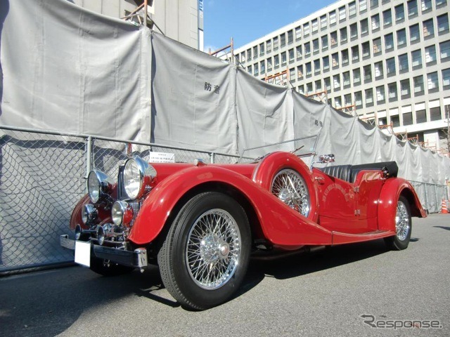 戦前車ではアルビススピード25が参加