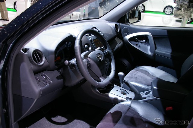 トヨタ RAV4