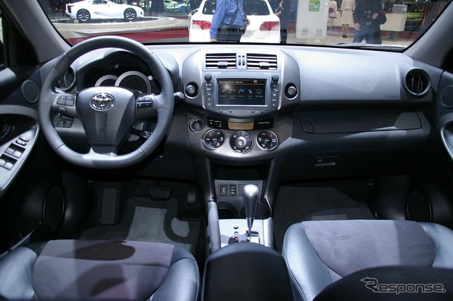トヨタ RAV4