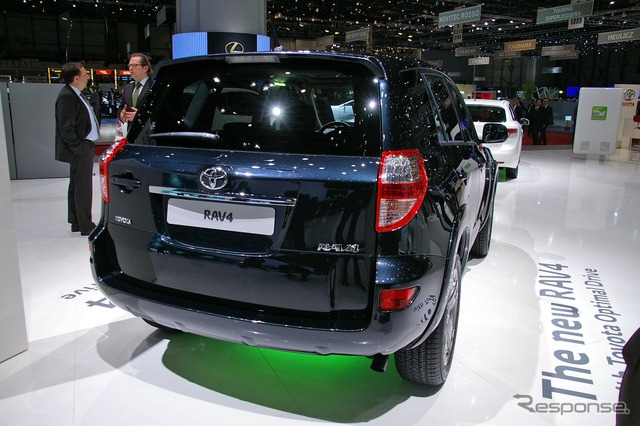 トヨタ RAV4