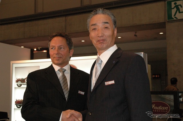 木村社長（向かって右）とインディアンのメルシール氏
