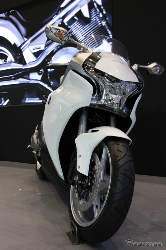 ホンダVFR1200F デュアルクラッチトランスミッション
