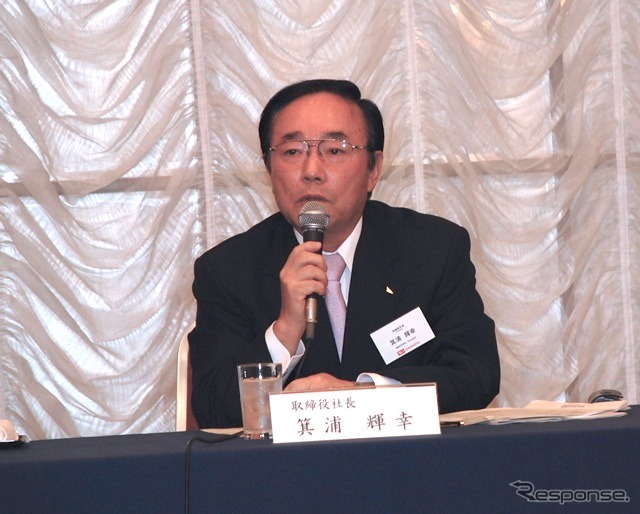 箕浦現社長