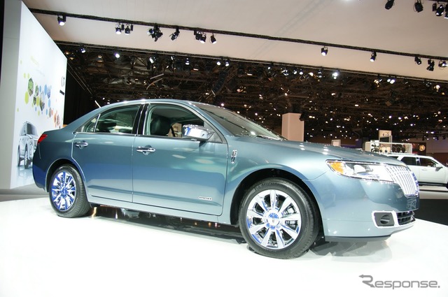 リンカーン MKZハイブリッド