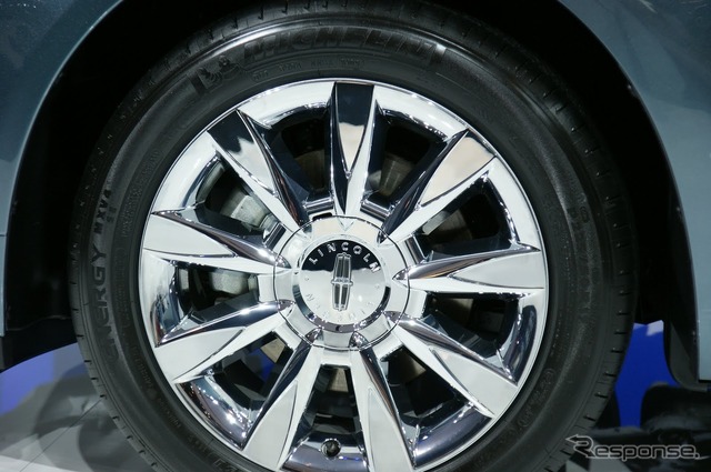 リンカーン MKZハイブリッド