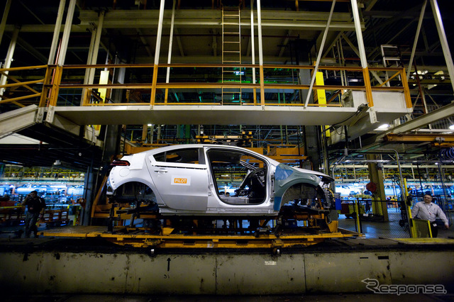 ボルトの先行量産車