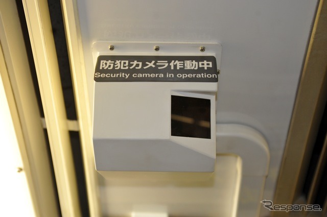 昨年12月に試行設置されたカメラ（撮影＝中島みなみ）
