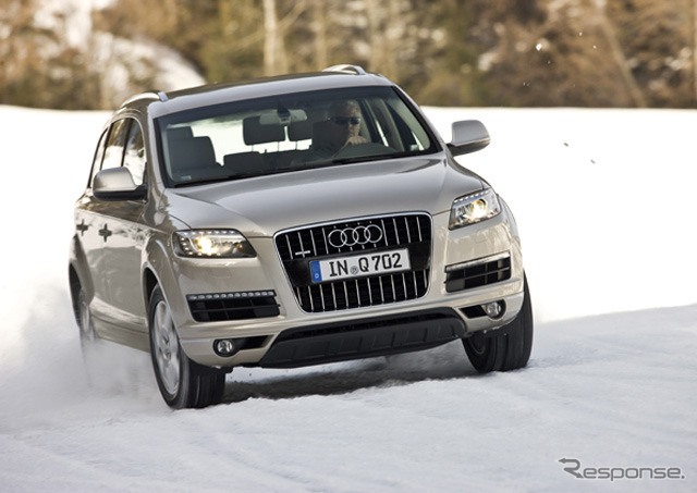 Q7