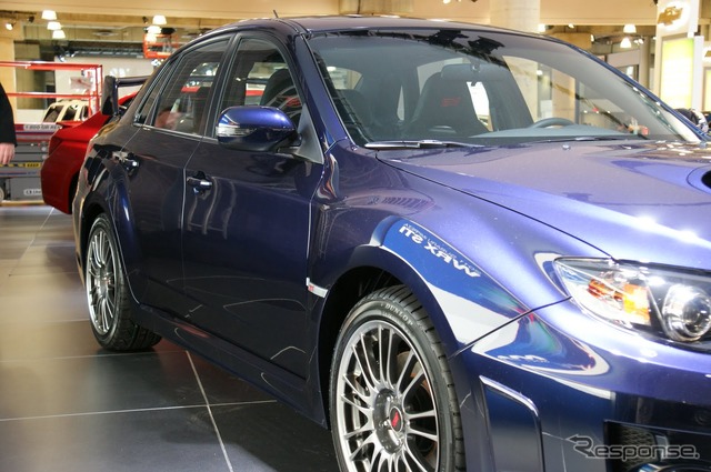 スバル インプレッサWRX STI(4ドアセダン)