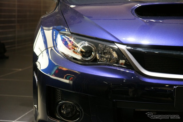 スバル インプレッサWRX STI(4ドアセダン)