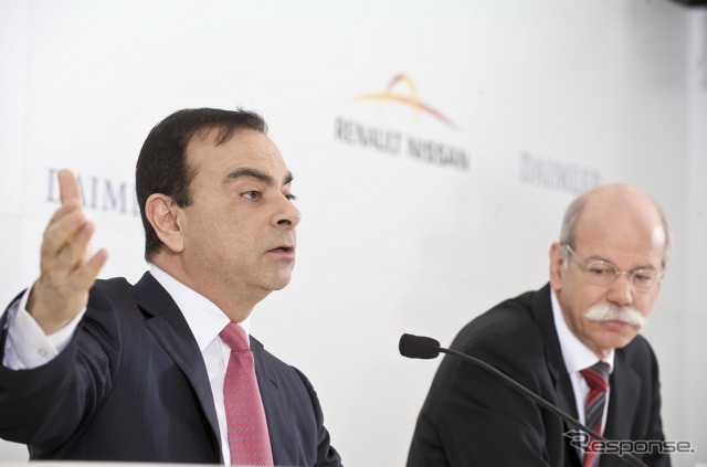 ゴーン社長（向かって左）とツェッチェ会長