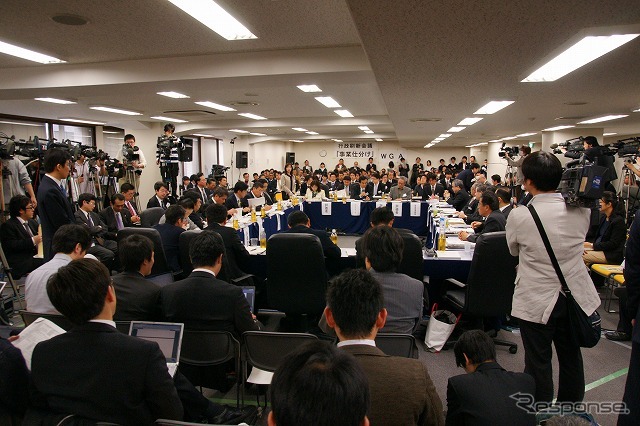 27日に行われた事業仕分けでは、自動車アセスメントの必要性が焦点となった。(写真=ISHIDA Shinichi)