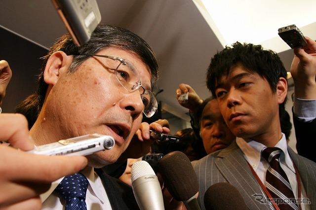 自動車事故対策機構(NASVA)の金澤悟理事長(写真=ISHIDA Shinichi)