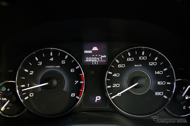 スバル新型 EyeSight(アイサイト) の全車速追従機能付クルーズコントロール