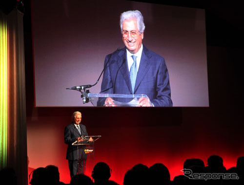 会見中のジョルジェット・ジウジアーロ会長