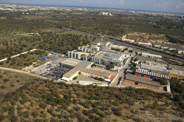 イタリア南部バーリにあるガスプロム・ネフトの精製工場
