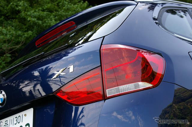 X1 xDrive 25i(18インチホイール)