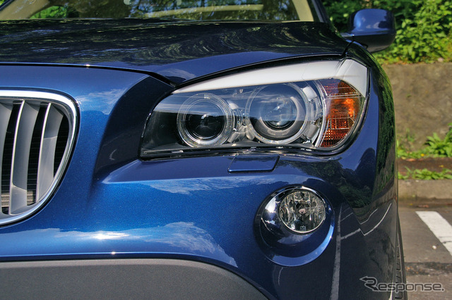X1 xDrive 25i(18インチホイール)