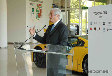 ジョルジェット・ジウジアーロ会長。イタルデザイン・ジウジアーロ本社展示ブースで