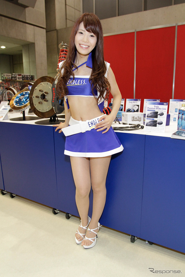 コンパニオン写真蔵(写真=池田忍)