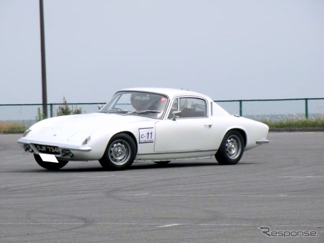 ロータス・エラン+2。2by2のロータスエランである