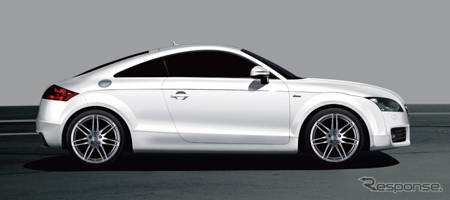 クーペ 2.0 TFSI/2.0 TFSI クワトロ S-lineリミテッド