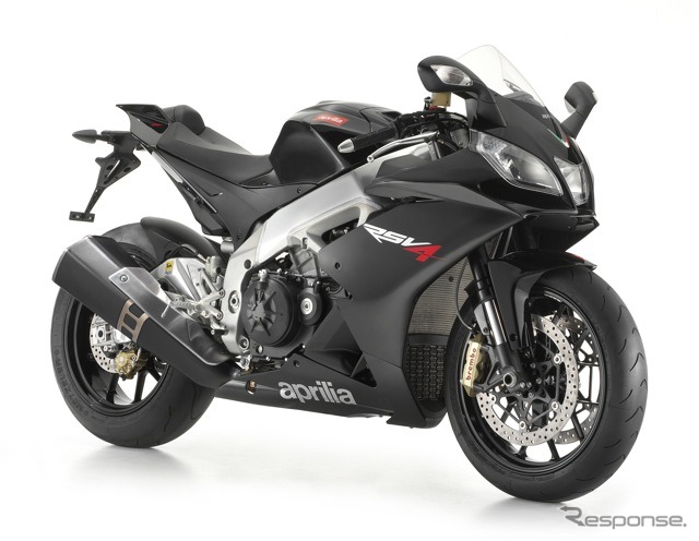 RSV4 R