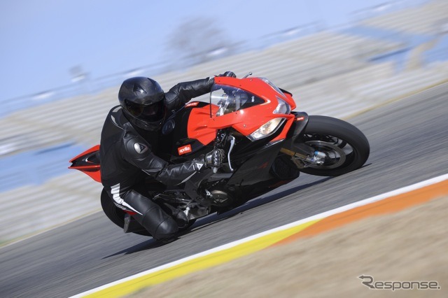 RSV4ファクトリー
