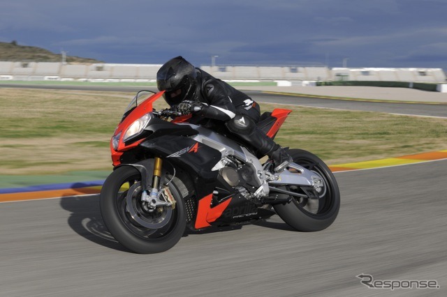 RSV4ファクトリー
