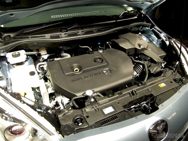 プレマシー新型