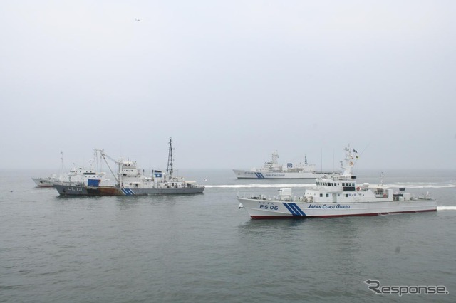 関門海峡東口南方海域で、容疑船を発見