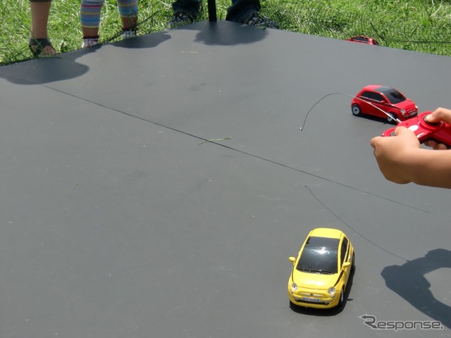 500のラジコンで遊ぶ