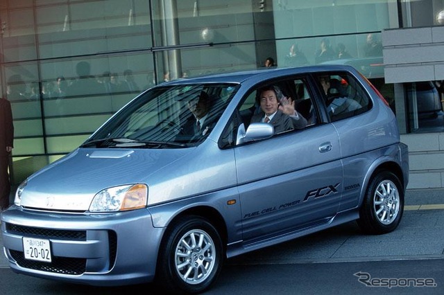 エビアン・サミット---「20年以内に一般が購入可能な燃料電池車を!!」