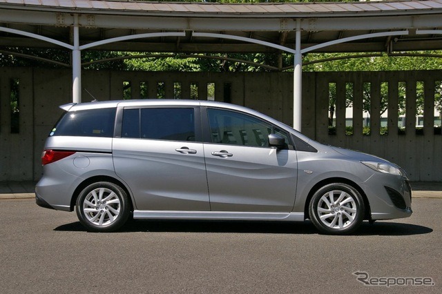 プレマシー新型