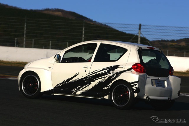 GAZOO Racing車両展示