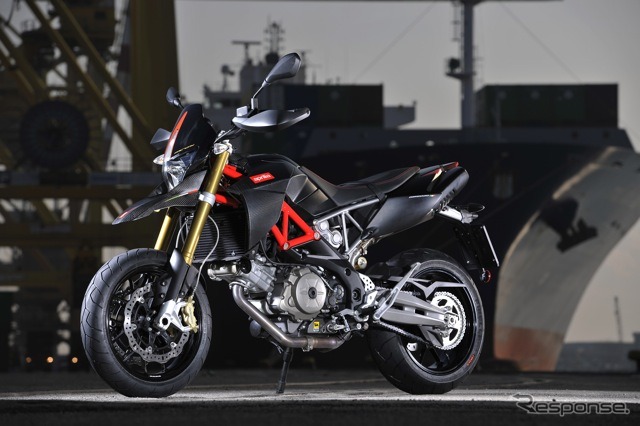 ドルソデューロ750ファクトリー