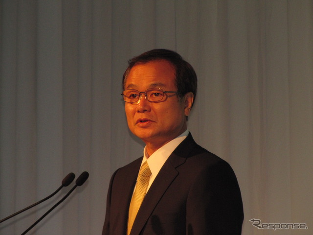 伊東孝紳社長