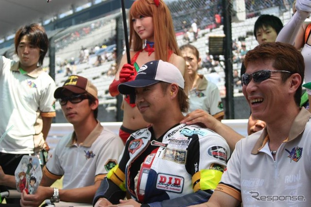 エヴァンゲリオンレーシング(C)Khara(C)2010 RUN’A Entertainment.,Inc. All rights reserved.