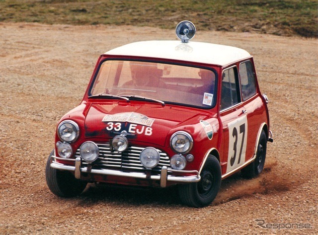 Miniクーパー。モンテカルロラリー、1964年、パディ・ホップカーク/ヘンリー・リッドン組