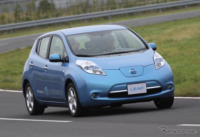 日産と神奈川県はEVタクシーとしてリーフ42台を導入する（写真はプロトタイプ）