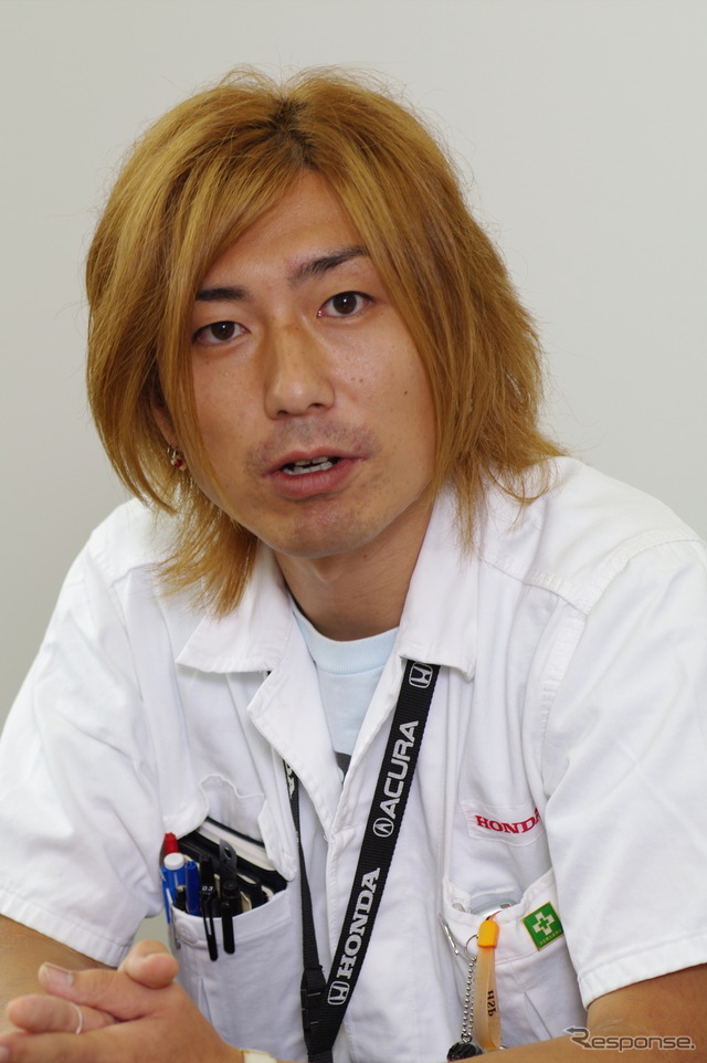 エクステリアデザインを担当した四輪デザインブロックの戸田保弘氏