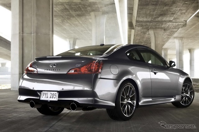 G37クーペ